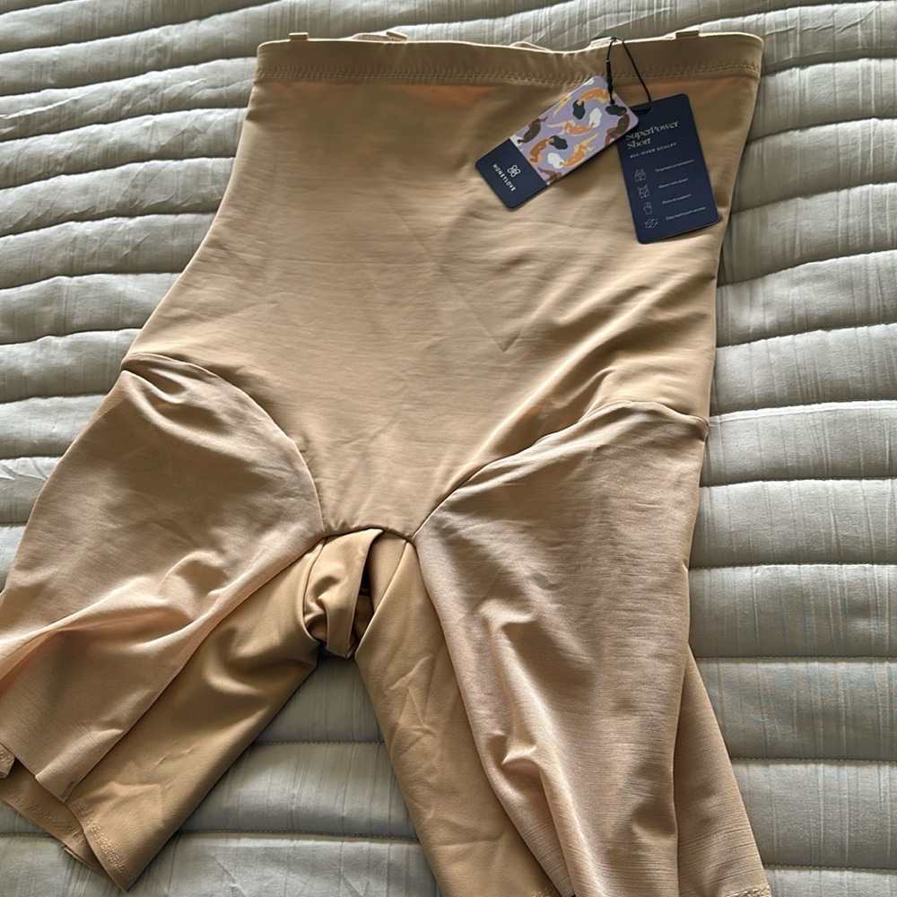 Honey love Superpower Shorts